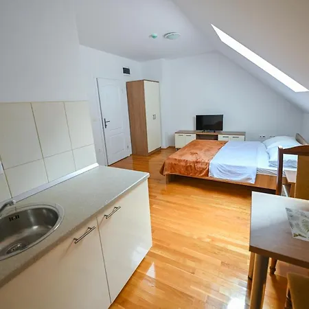 Sljivno Apartahotel