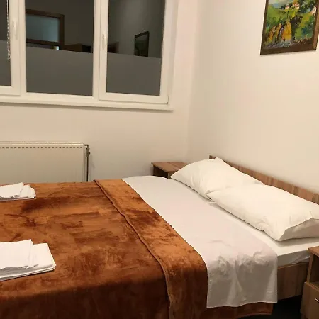 Sljivno Aparthotel *