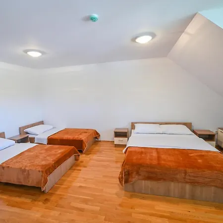 Sljivno Apart-hotel *